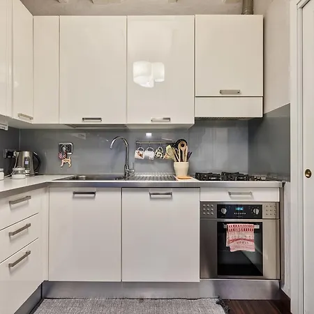 Savoia Wooden Duplex Apt Turín
